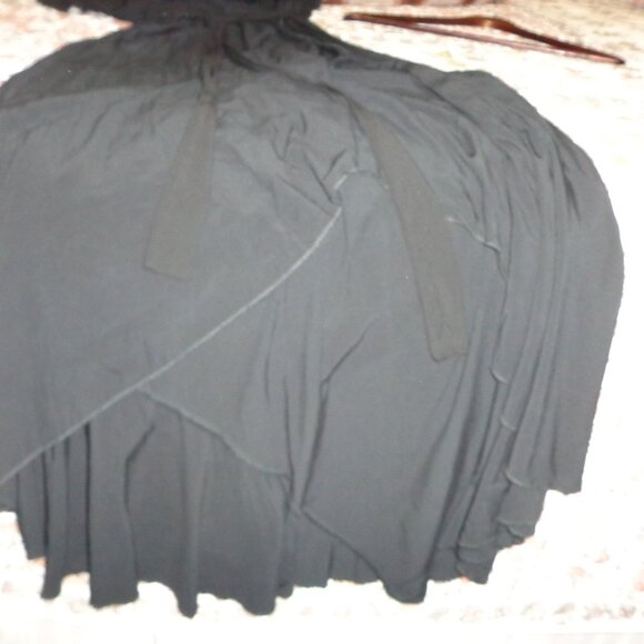 NEW GRECERELLE Maxi Wrap Dress M Black Waist Ties Ruffled Cap Sleeves V-Neck - Picture 15 of 16